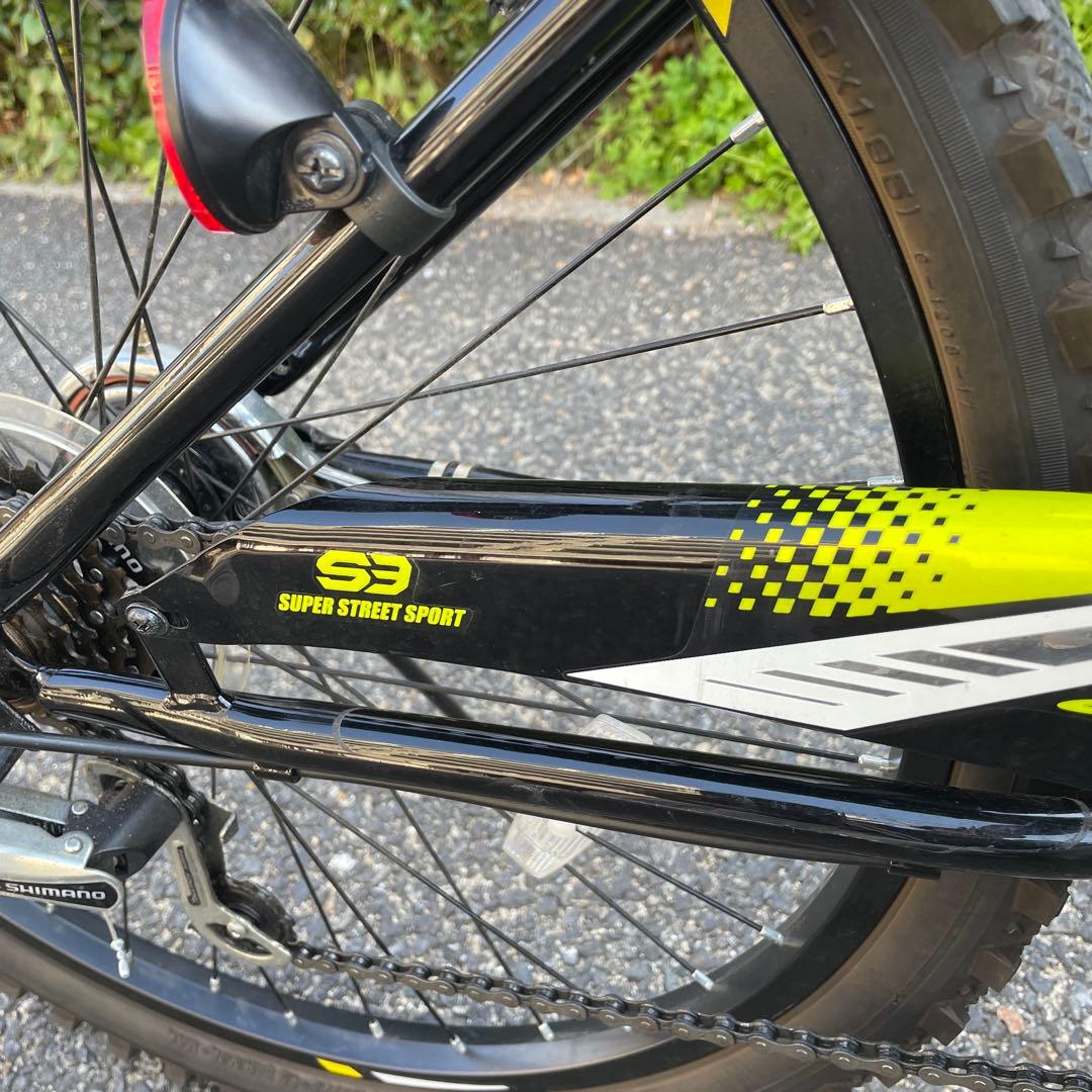 キッズバイク 黒と黄色 アサヒ　前部バスケット付き　26インチ