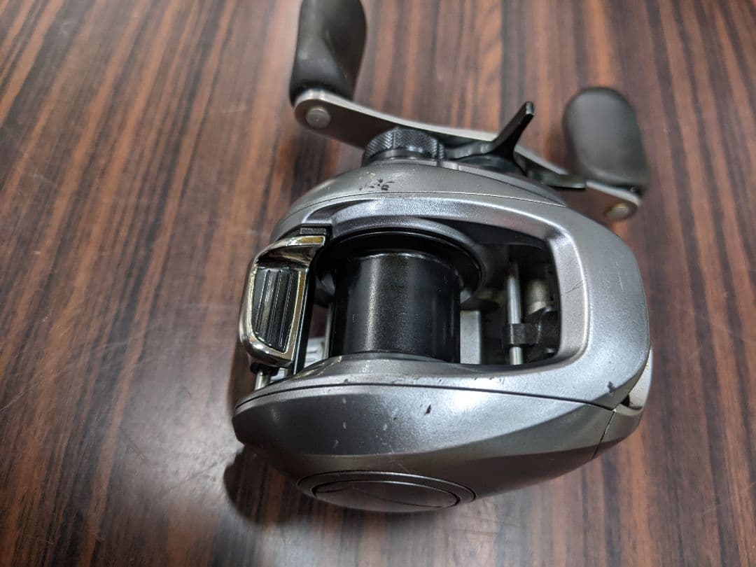 シマノ 09アルデバラン 左巻き Mg 5.8:1