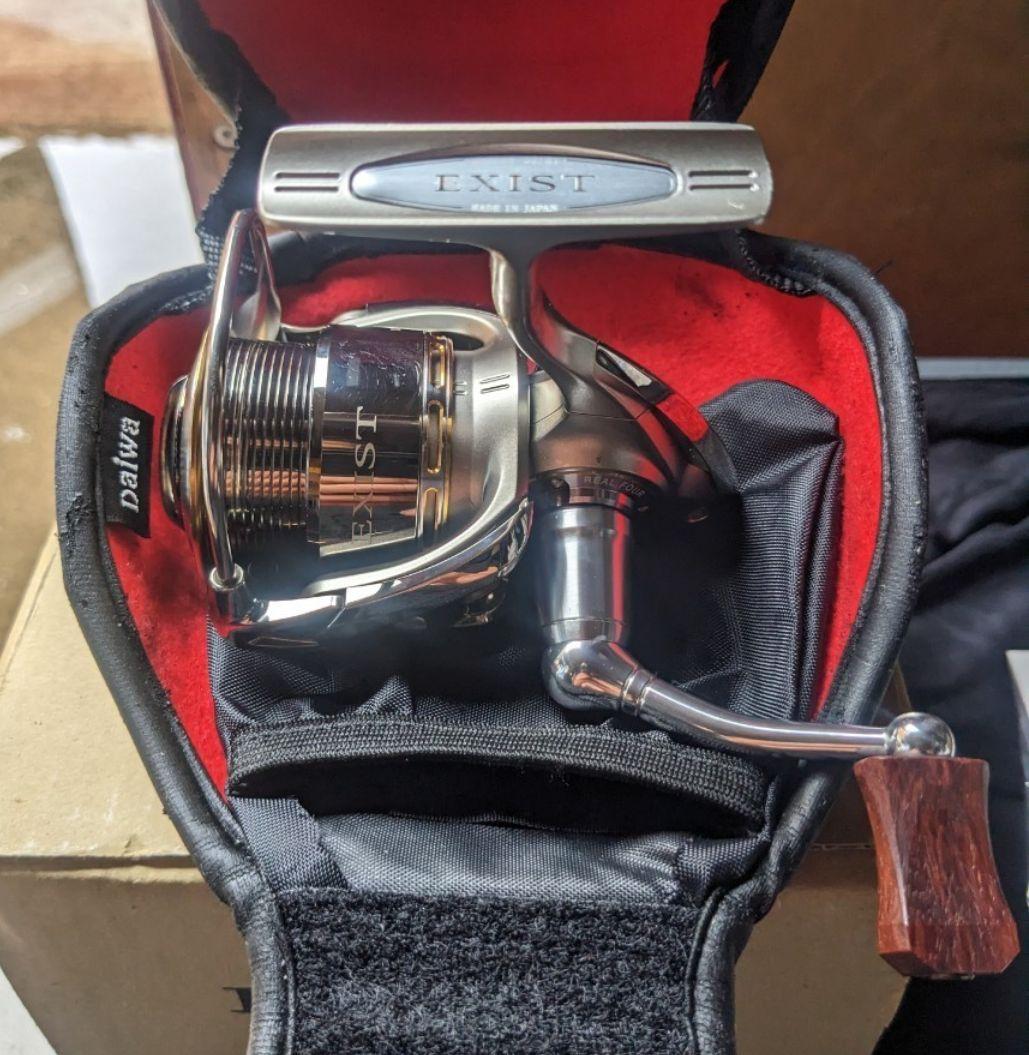 ダイワ 05EXIST 2506 スピニングリール