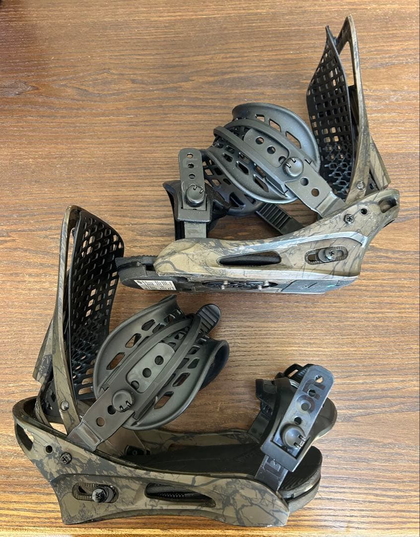 バートンジェネシスス ビンディング