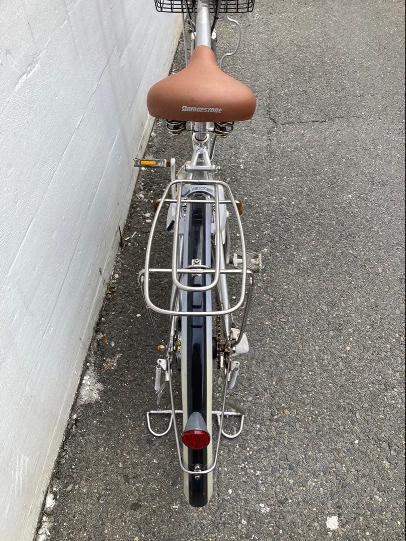 1472 ヘッドレストなし後ろチャイルドシート