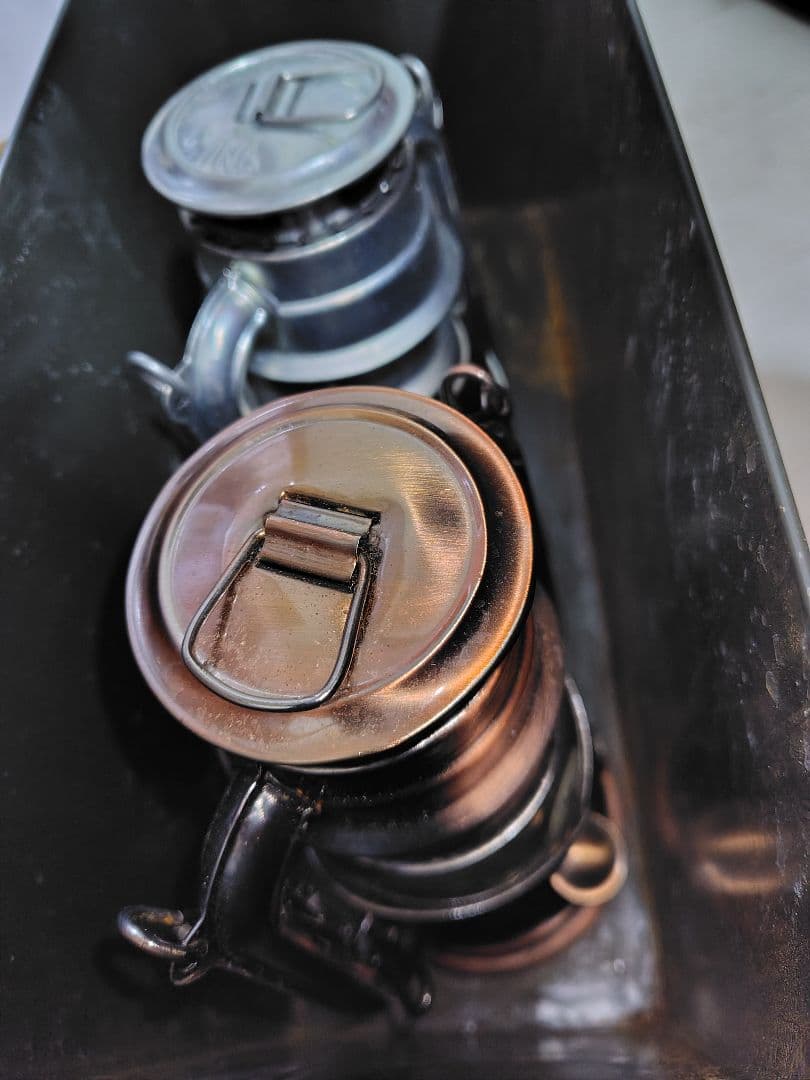 ランタン収納可能 実物 中古 弾薬箱 アンモボックス アモカン アンモ缶