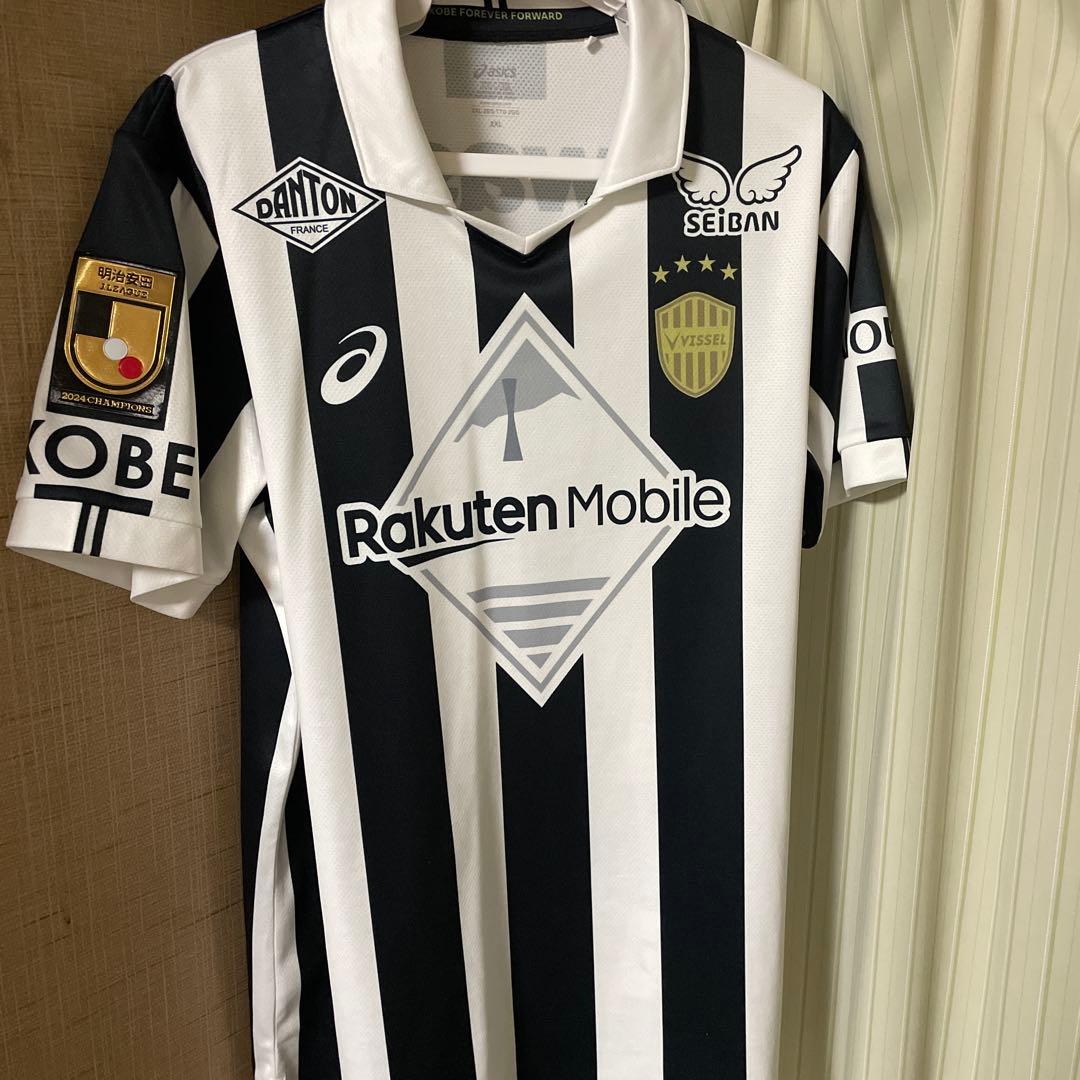 ヴィッセル神戸　30周年記念ユニフォーム