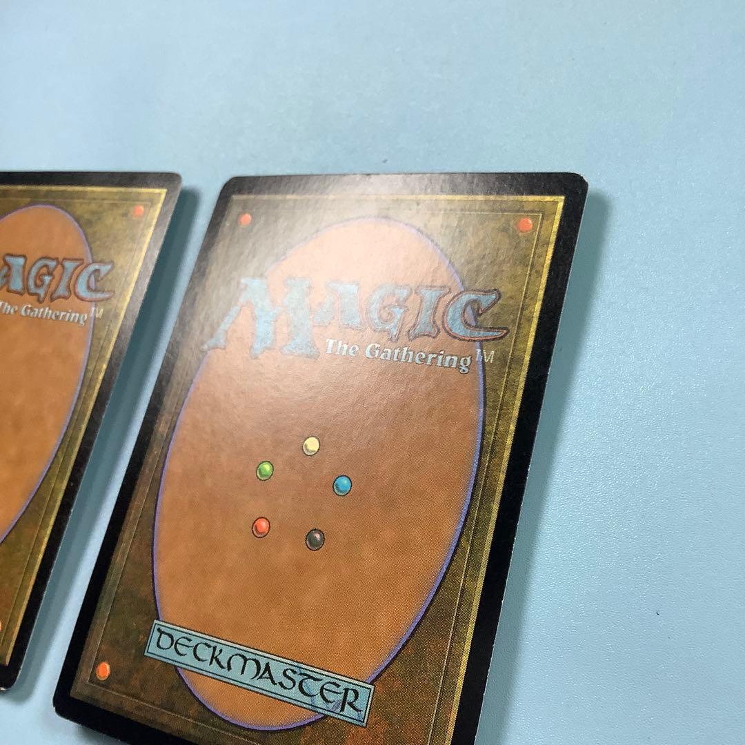 アカデミーの学長　オパール色の輝き