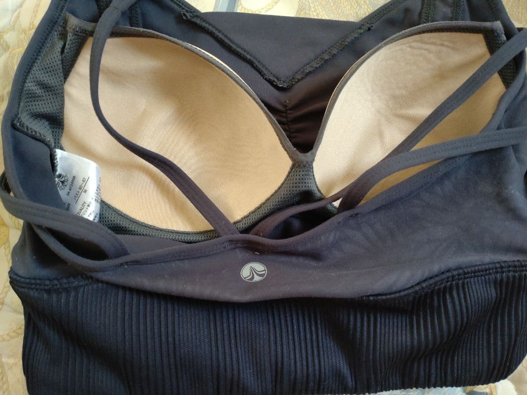 ★【完売品】SUKALA エンボスリーフブラトップ＆レギンス ブラック Mサイズ