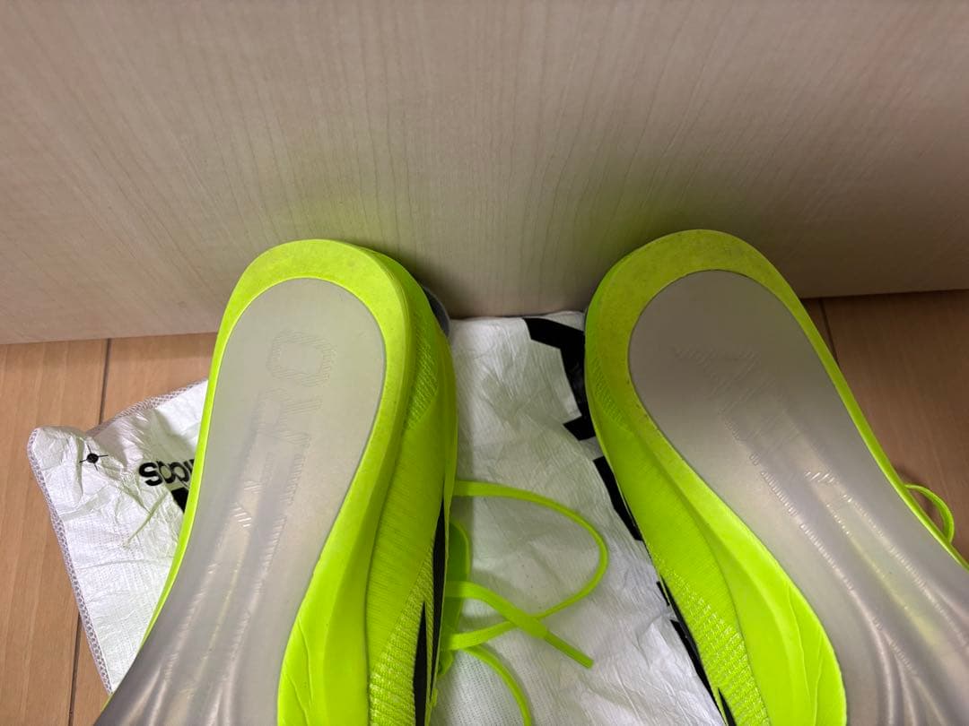 アディゼロフィネス　26.0