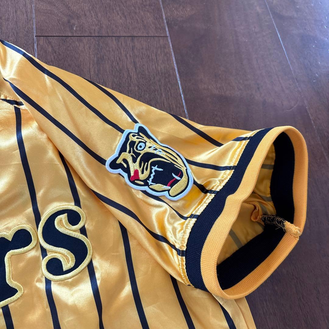 【希少】阪神タイガース猛虎列伝全巻購入者特典ゴールドレアユニフォーム