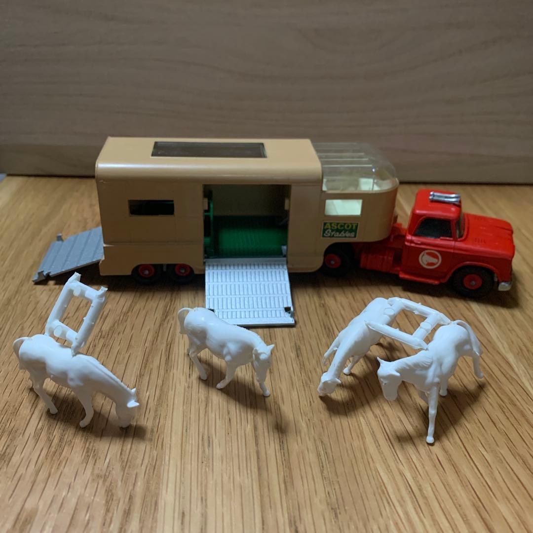 MATCHBOX K-18 アーティキュレーテッドホースバン
