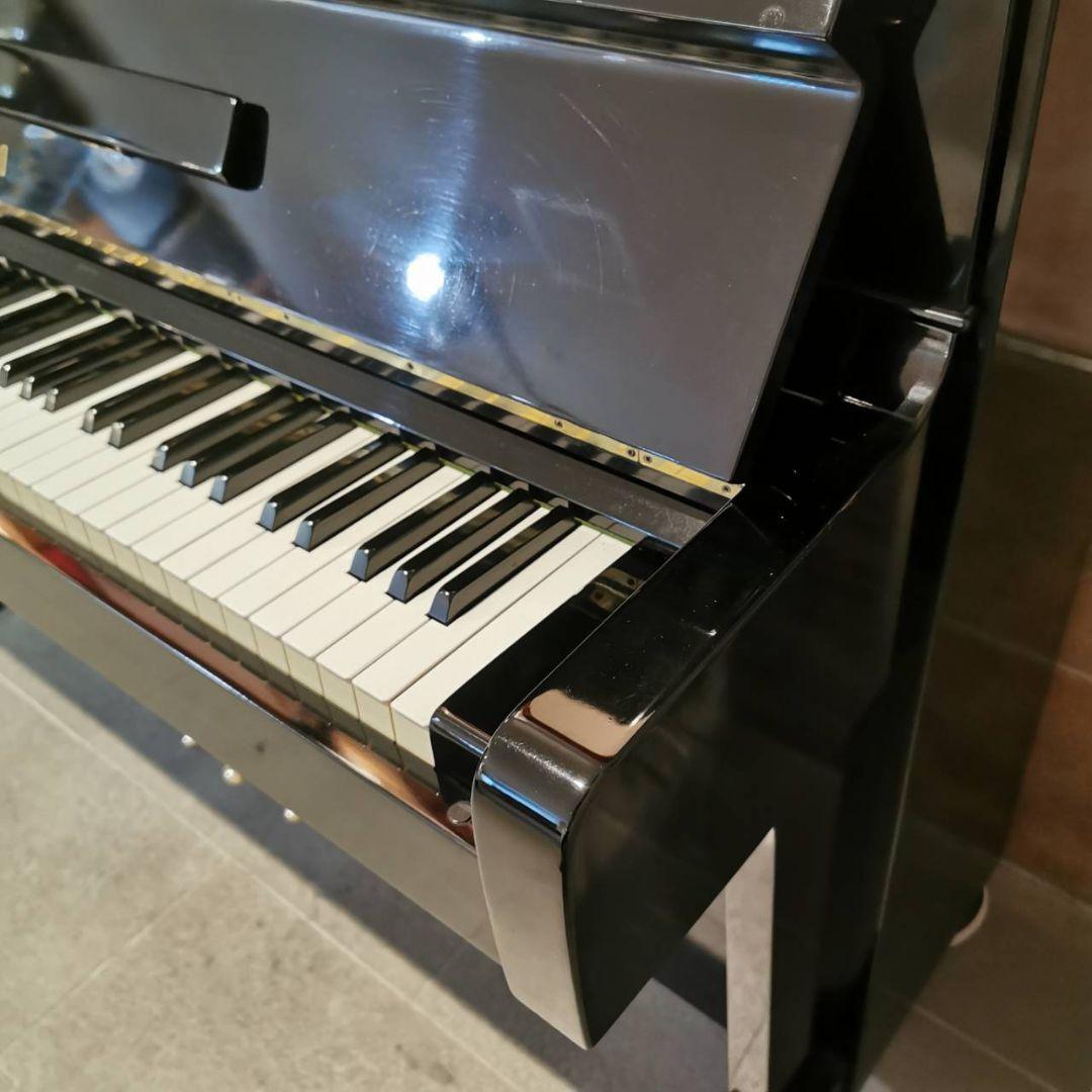 新春還元セール◇YAMAHA　アップライトピアノ　名器　NoU1　鍵盤