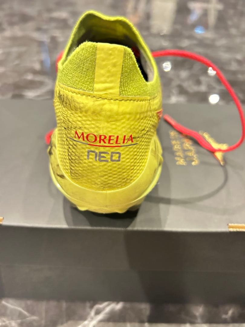 MIZUNO ミズノ モレリア ネオ4 JAPAN イエロー 27cm