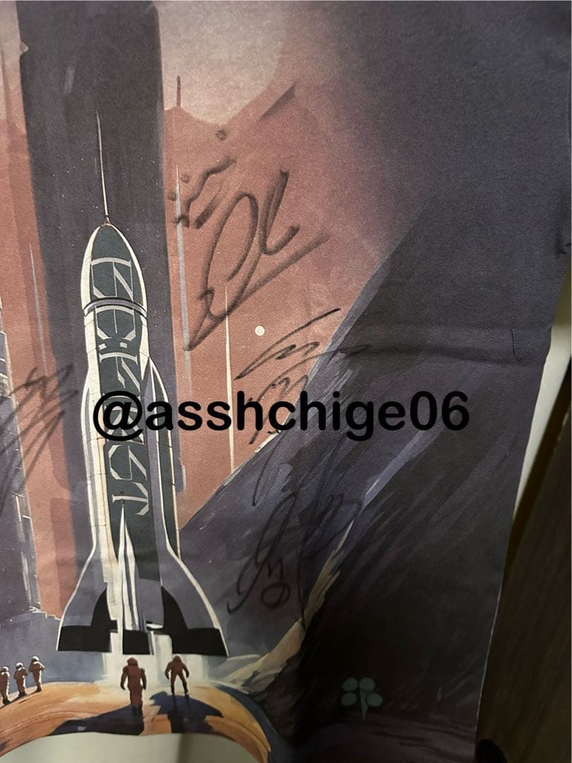 BE:FIRSTオンラインくじB賞メンバー全員直筆サイン入りTシャツ