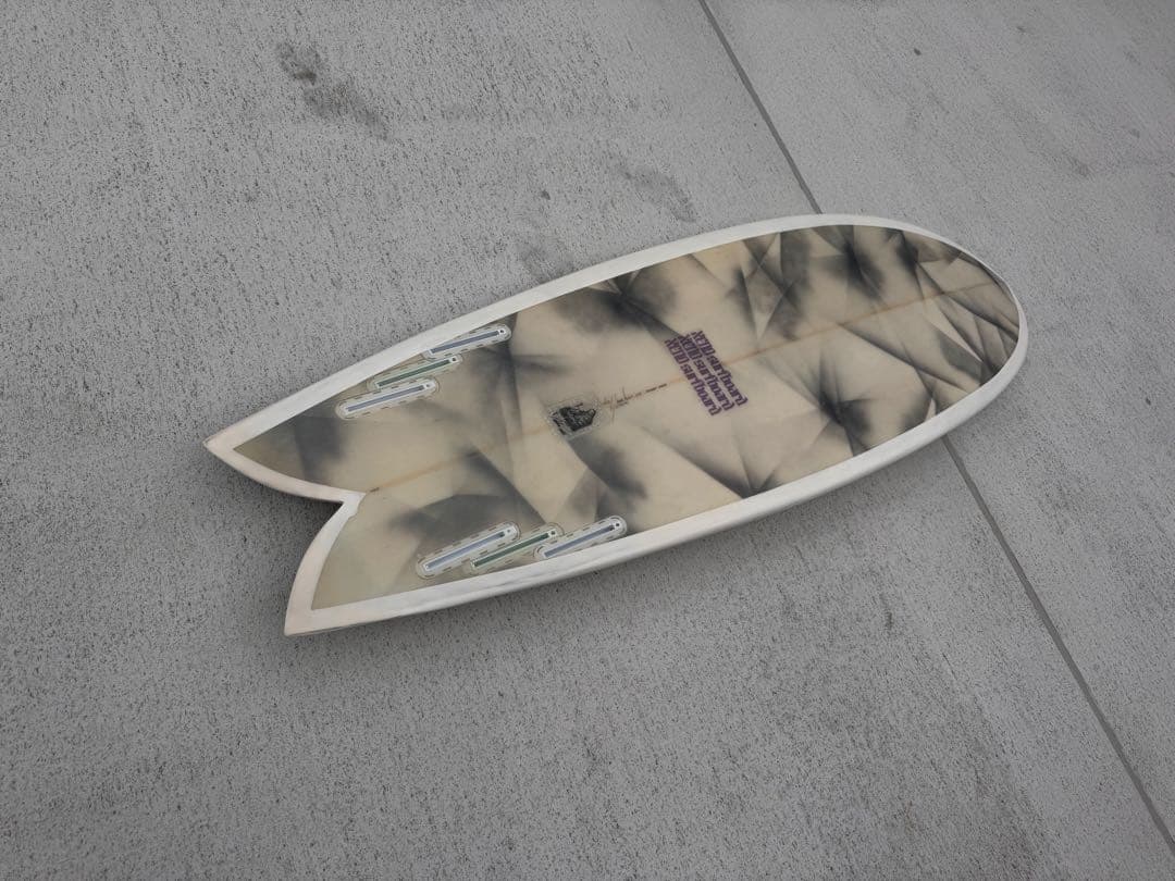 配送可送料無料　 xenosurfboard フレックステール　フィッシュ