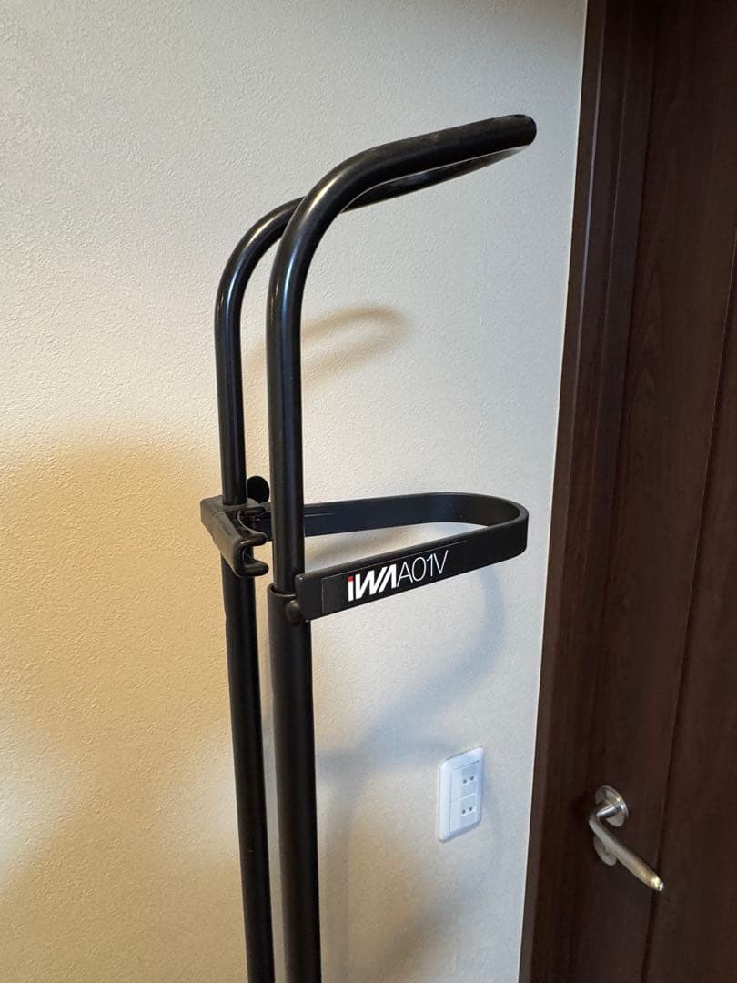 【美品・室内保管】iWA A01V 自転車縦置きスタンド／ロード・クロス対応