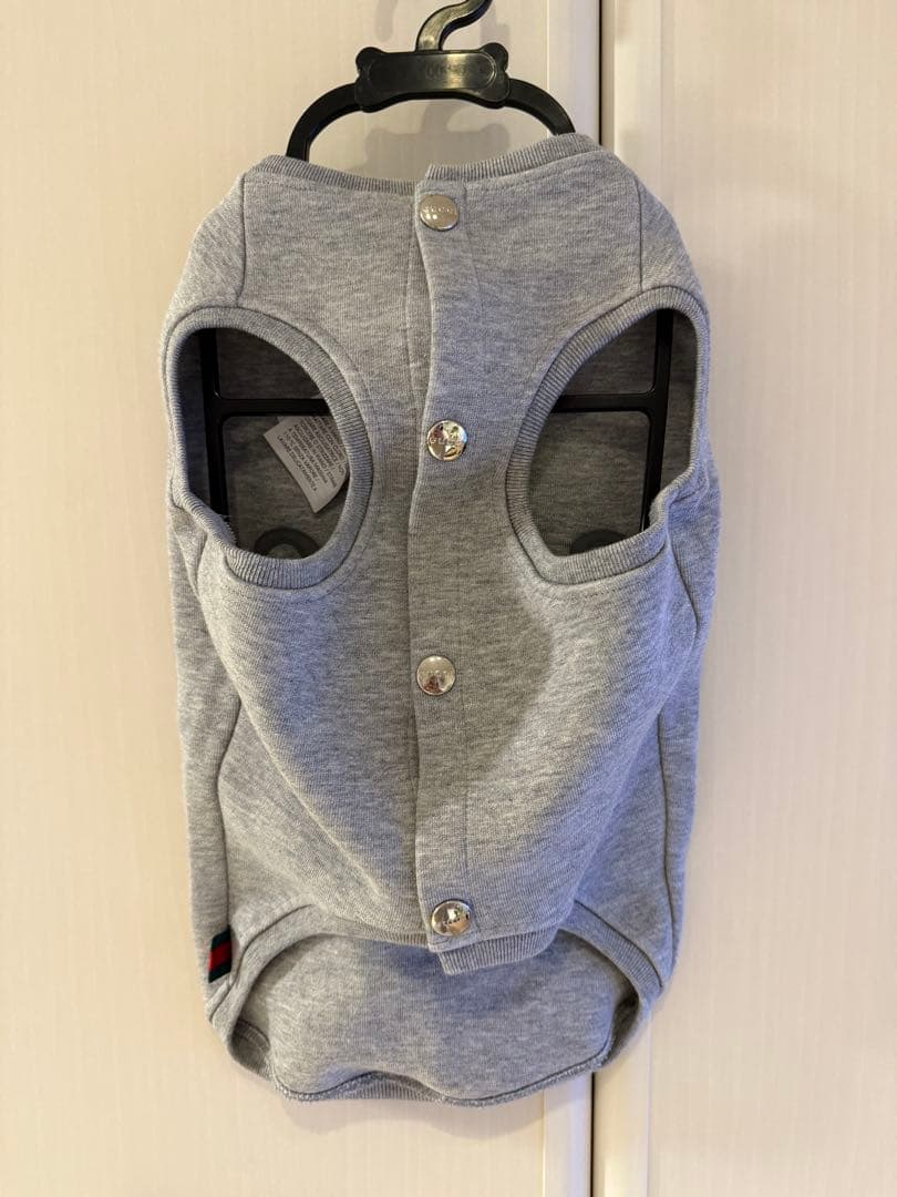 GUCCI エンボス コットン ペット スウェットシャツ