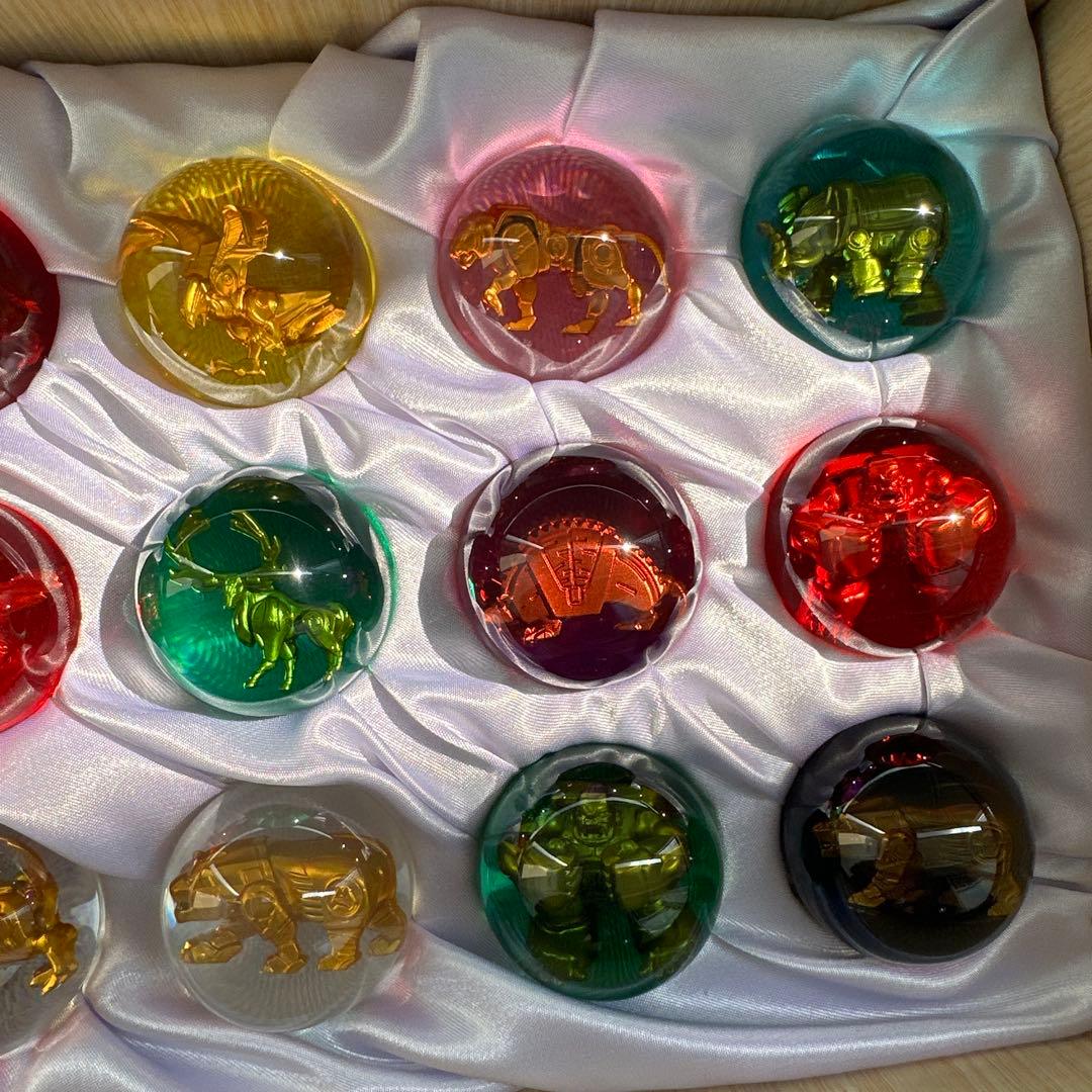 百獣戦隊ガオレンジャー パワーアニマル　ガオレンジャー宝珠　18個セット木箱付き