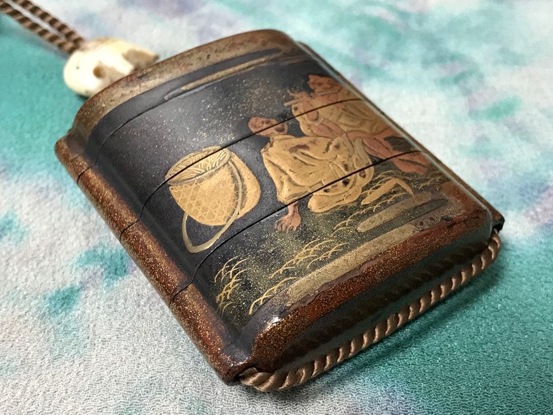 牛と農夫の図　蒔絵印籠　江戸時代中期