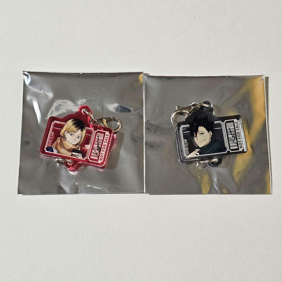 ハイキュー!!　コスモワールド　特大アクリルフィギュア　孤爪研磨　黒尾鉄朗　A賞