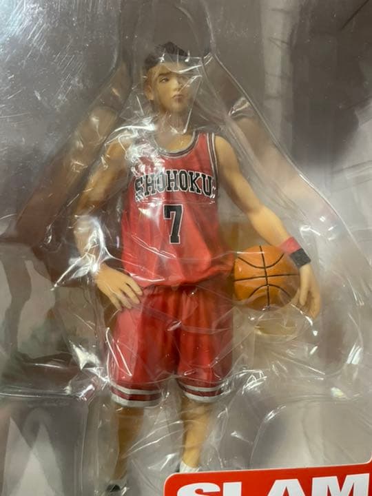 スラムダンク　フィギュア　ティーケーホールディングス