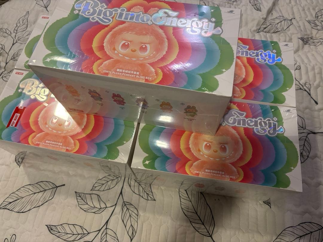 LABUBU Big into Energy アソートボックス　5箱