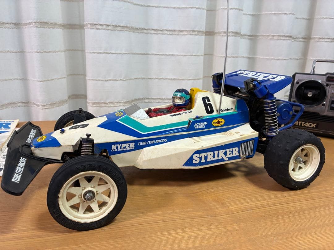 TAMIYA STRIKER 1/10 オフロードバギー
