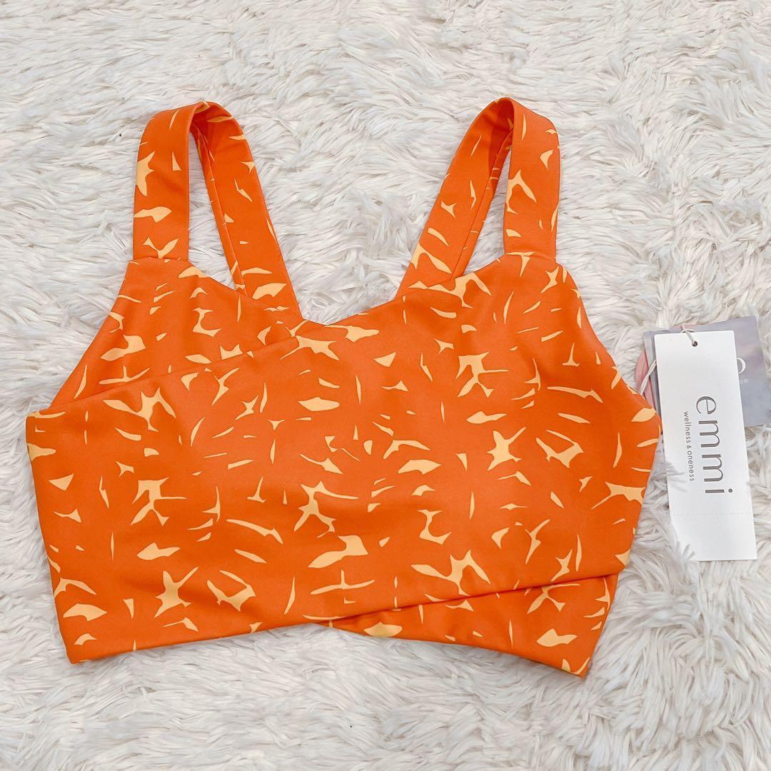 ■新品■emmi yoga エミヨガ　トップス&レギンス　上下セット　7-9号