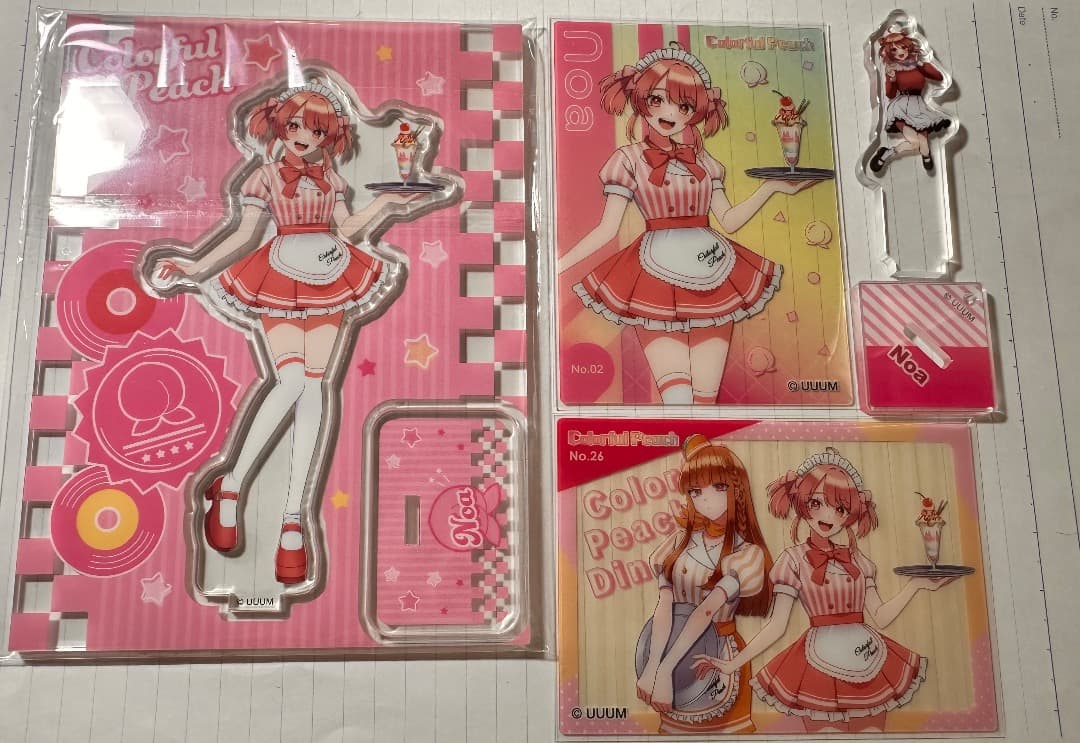 カラフルピーチ　まとめ売り　アクリルスタンド、カード、カプセルトイ