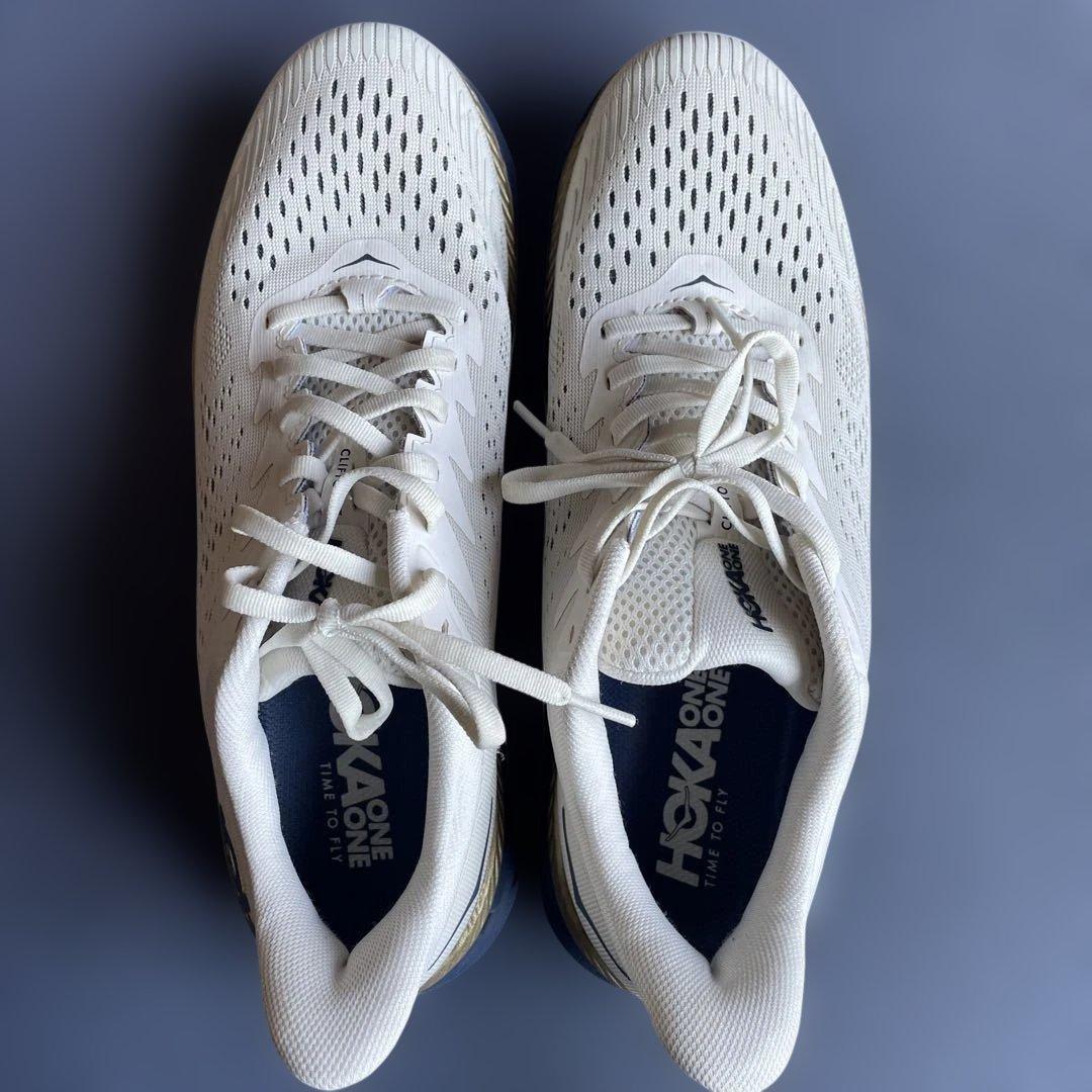 ホカオネオネ　クリフトン7 28センチ