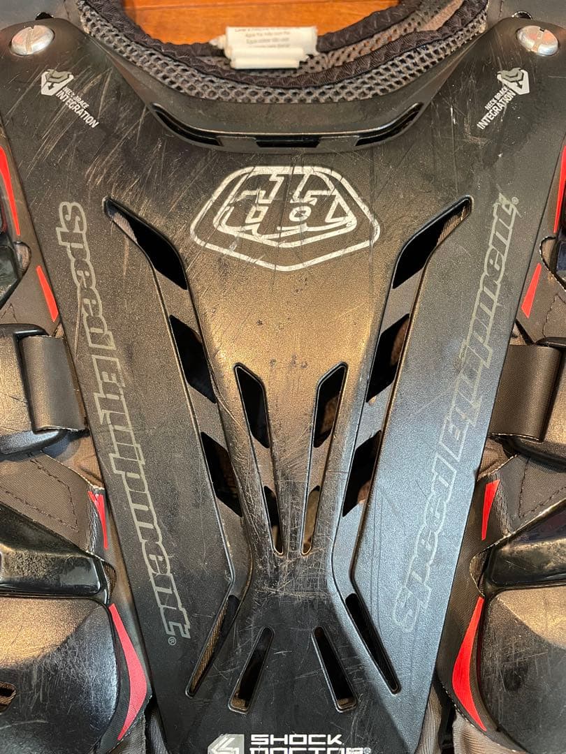 troy lee designs bg5900 トロイリー　チェストプロテクター