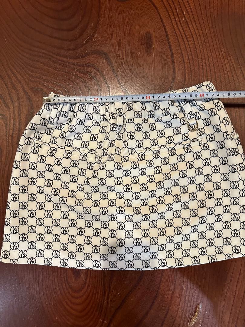 V12 スカート ホワイト サイズ2 美品