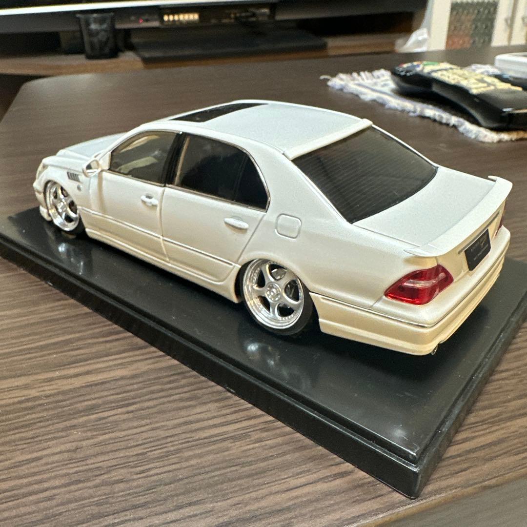 トヨタ 30後期セルシオ ジャンクションブロデュースミニカー 1/24ホワイト