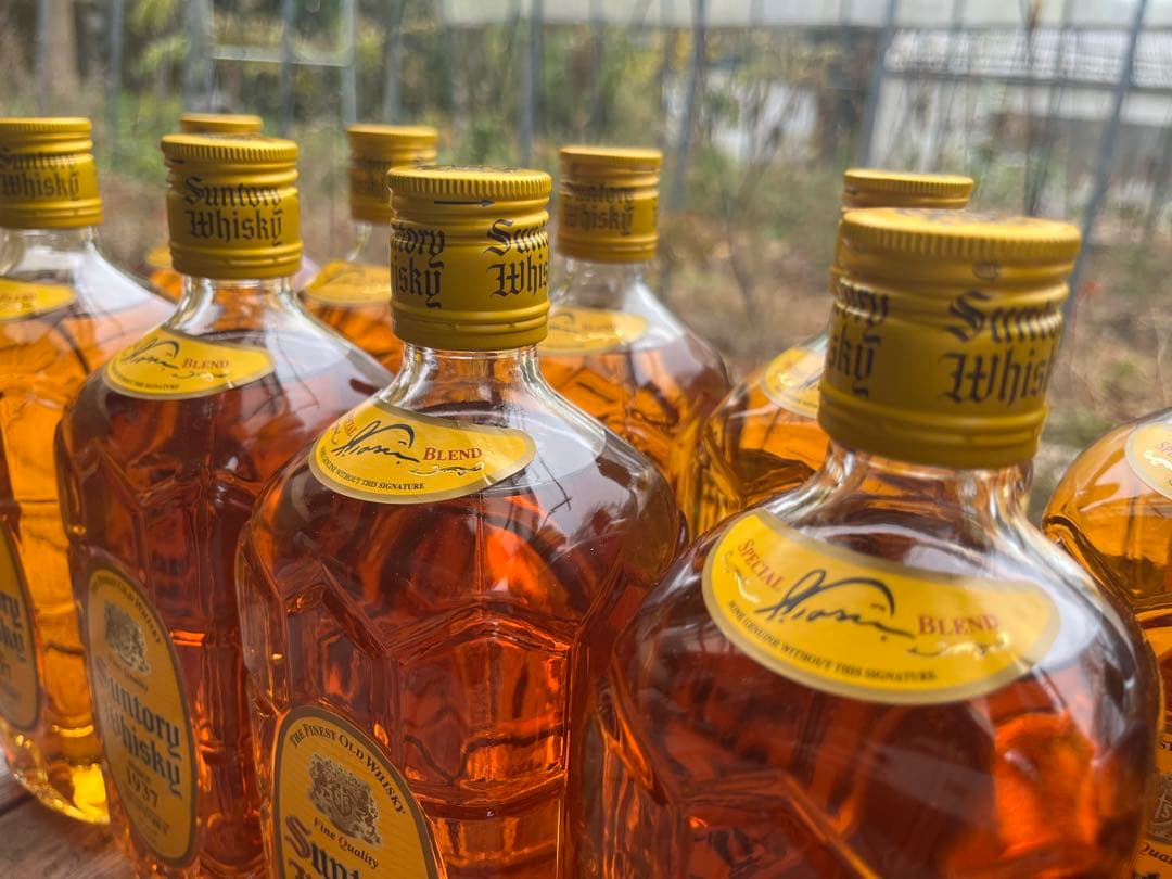 サントリーウイスキー 2012年　古酒　700ml 角 12本セット　送料無料