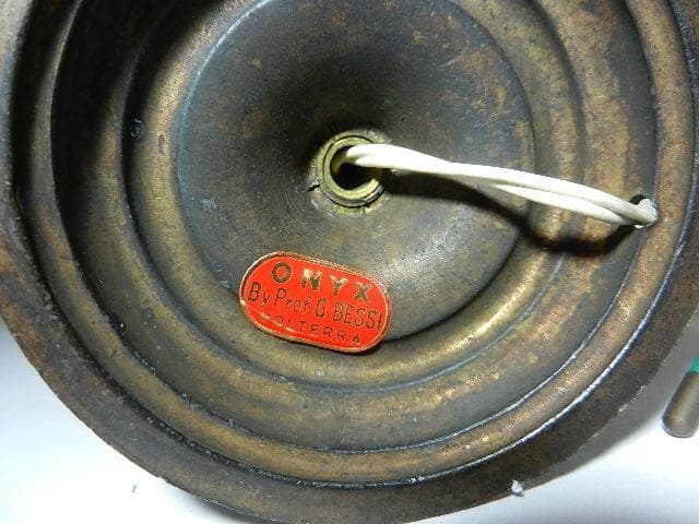 アンティーク（ONYX Bｙ Prof. G.BESSI VOLTERRA）