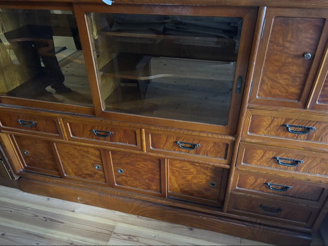 木製ガラス扉収納タンス