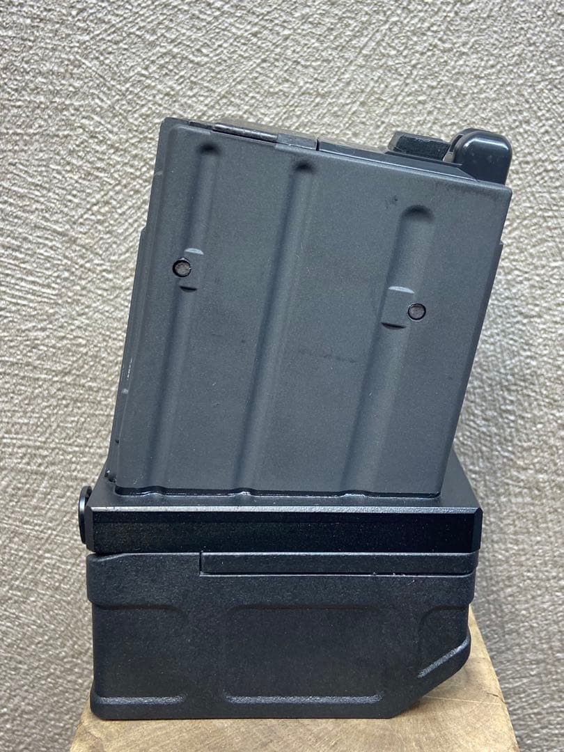 R7-08 東京マルイ GBB M4 マガジンアダプター 外部ソース仕様