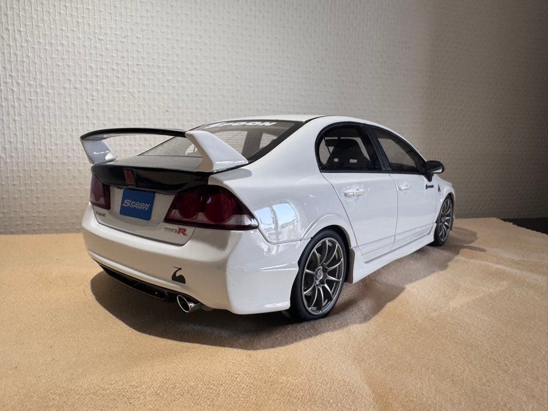 Spoon Civic Type R ミニカー ホワイト1/18