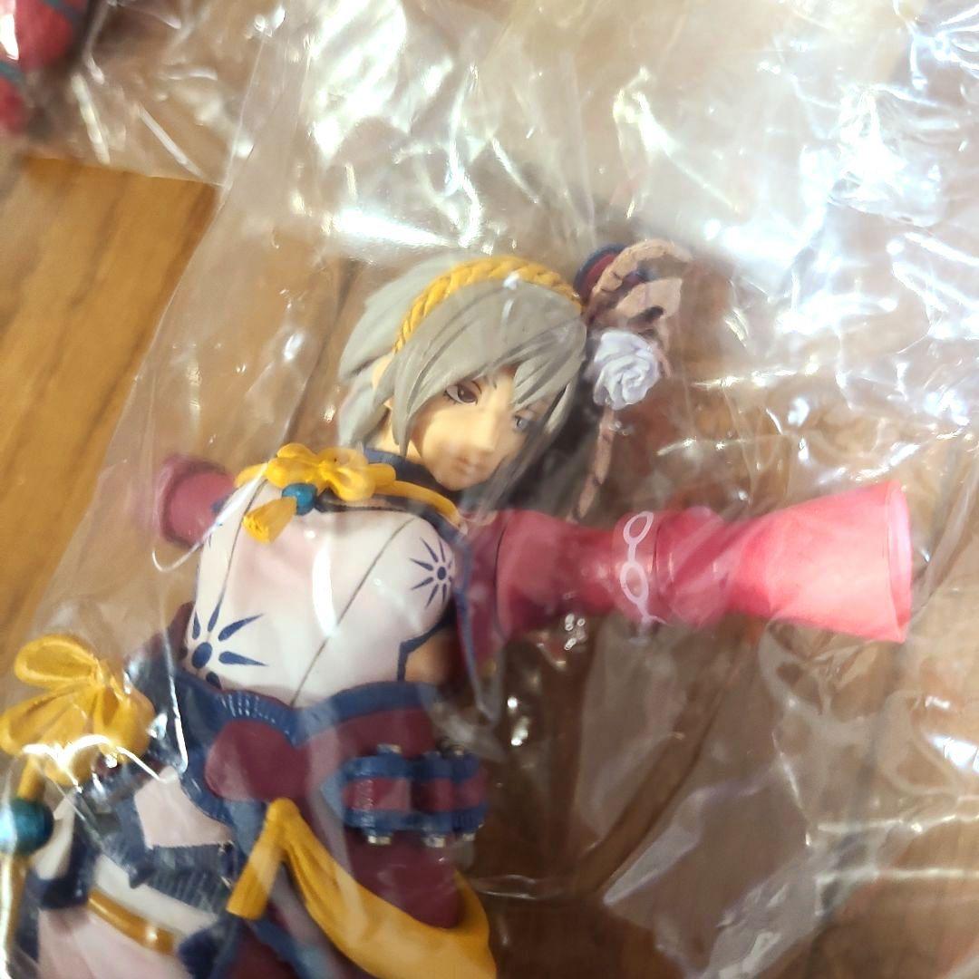 モンハン　ティガレックス　イビルジョー　BANPRESTO　CAPCOM