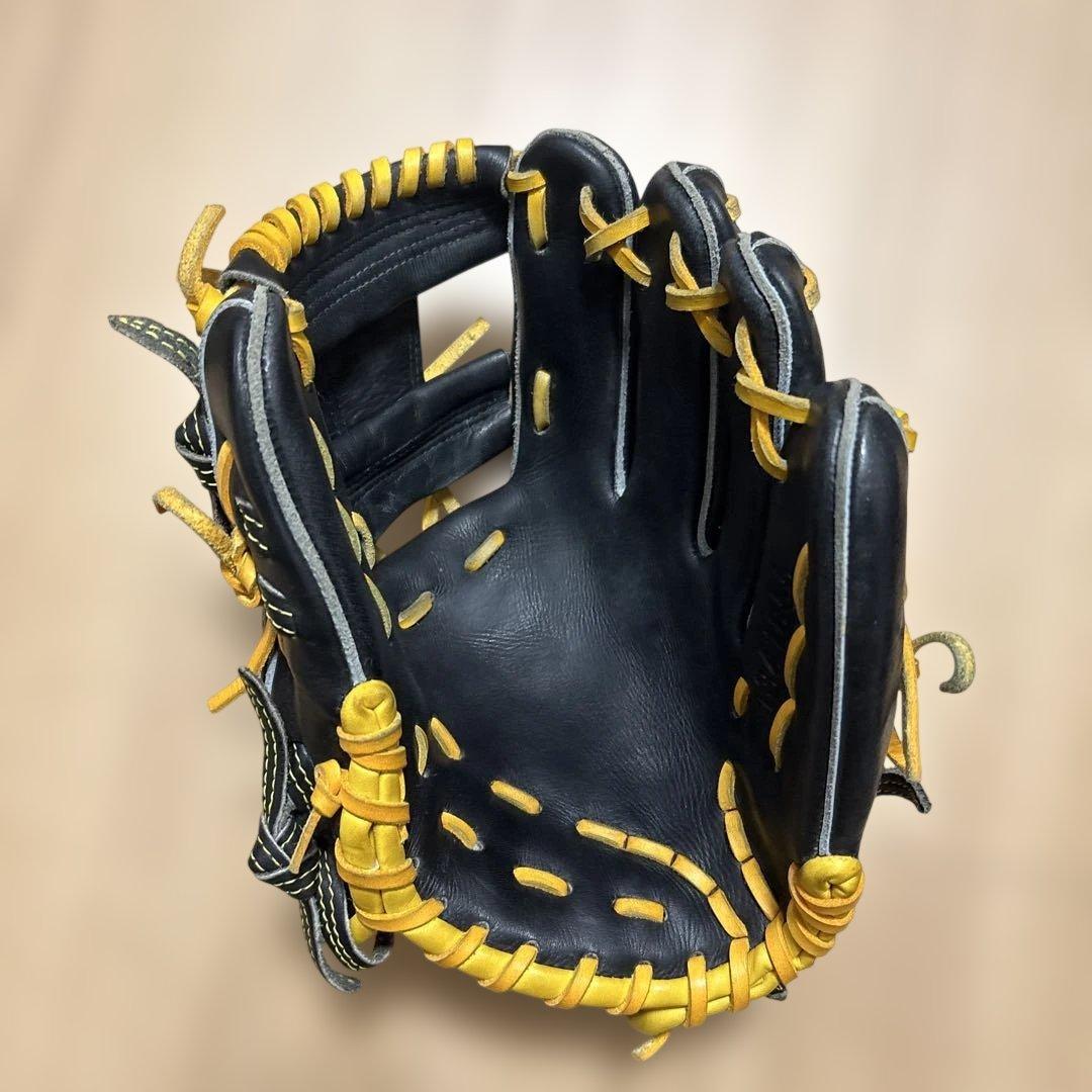 アンダーアーマー硬式グラブ