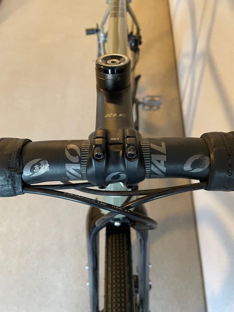 2020年モデル　FUJI JARI 1.5 グラベルロードバイク 49センチ