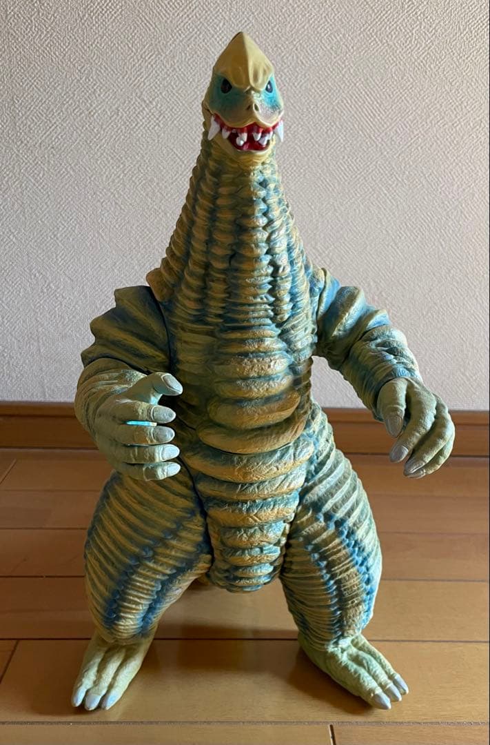 LSS ビッグサイズ レッドキング 入手困難品