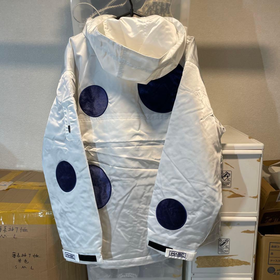 新品未使用 スノボウェア 上下セット M ホワイトドット柄 男女兼用