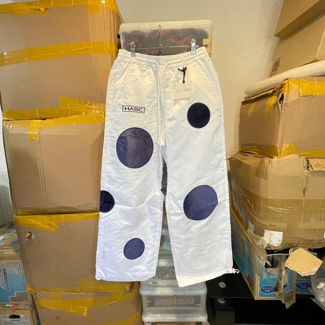 新品未使用 スノボウェア 上下セット M ホワイトドット柄 男女兼用