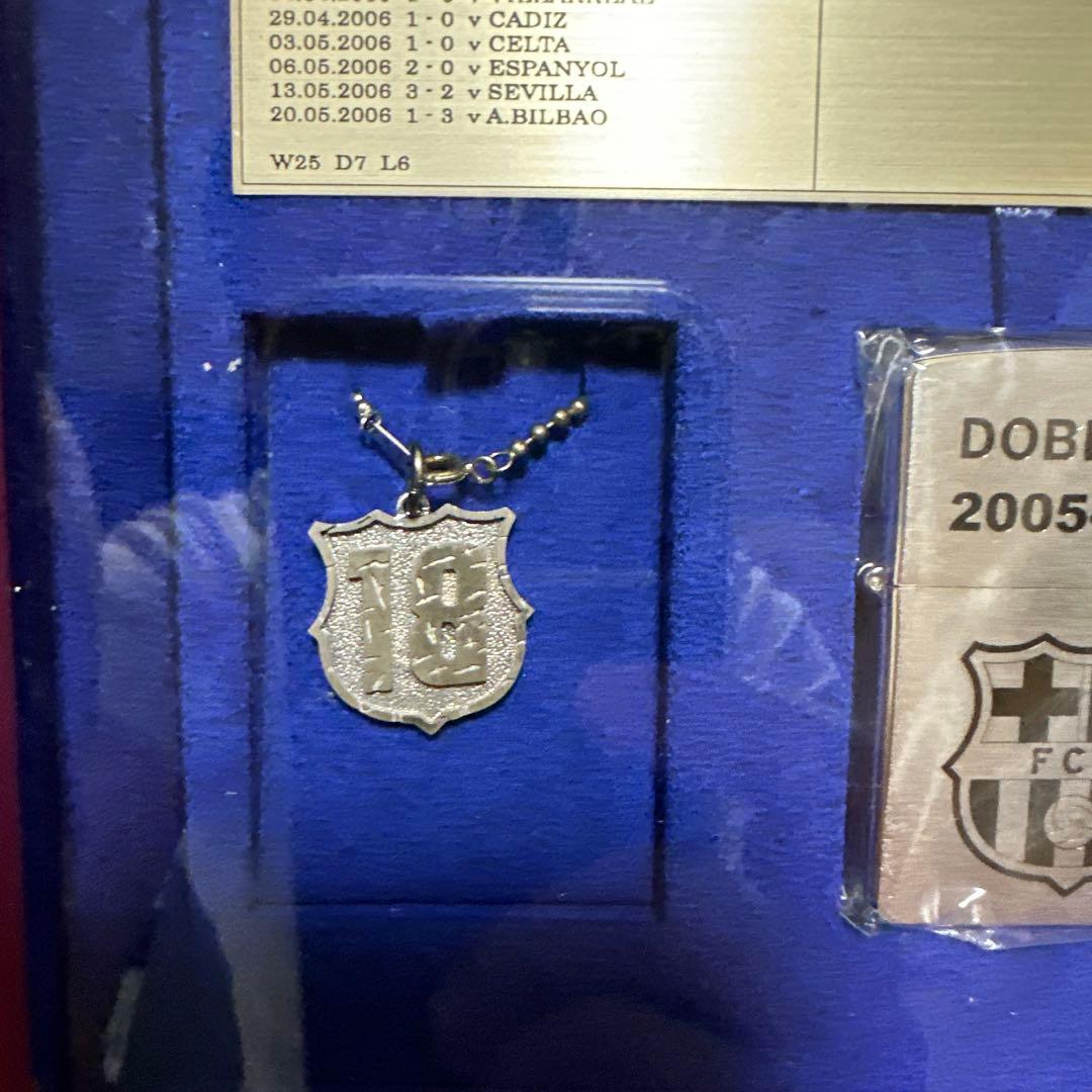 FCバルセロナ2005-2006年優勝記念限定品