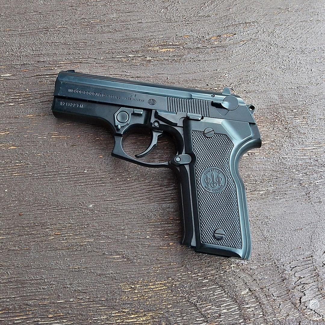 東京マルイ クーガーG エアーガンセット ホルスター 弾薬箱 BB弾 保護メガネ