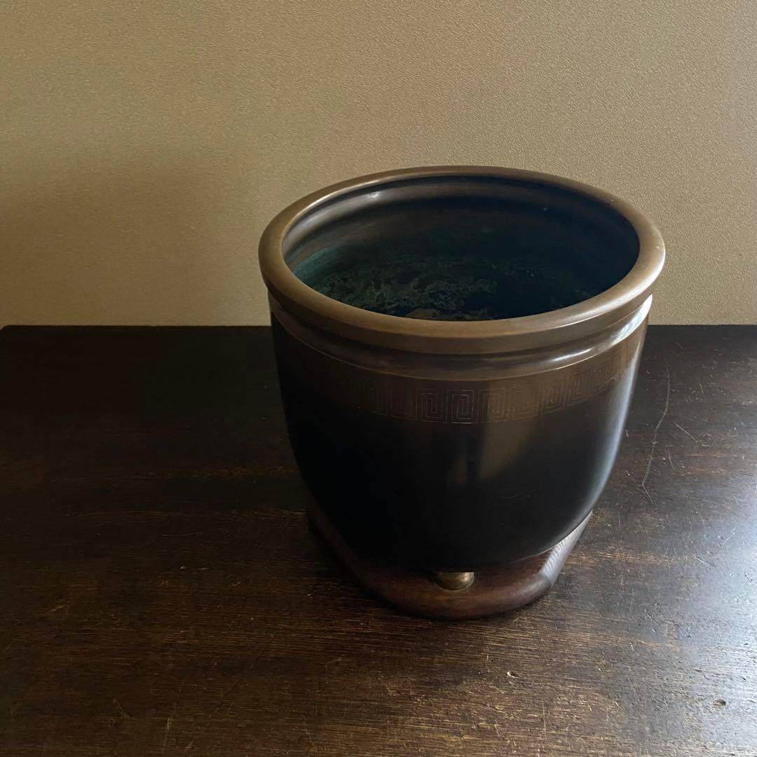 唐銅製　脚付火鉢　木製台付き　共箱　骨董　茶道具