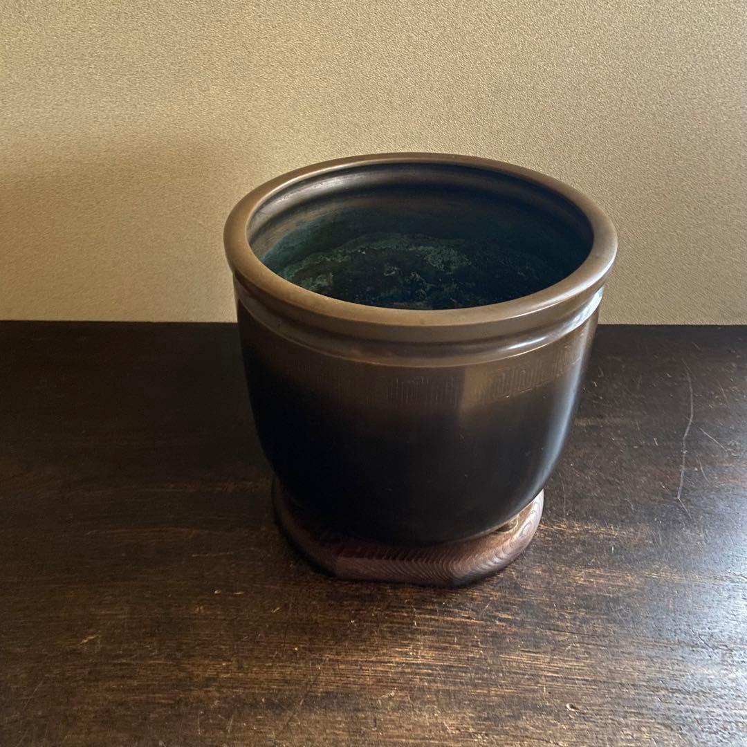 唐銅製　脚付火鉢　木製台付き　共箱　骨董　茶道具