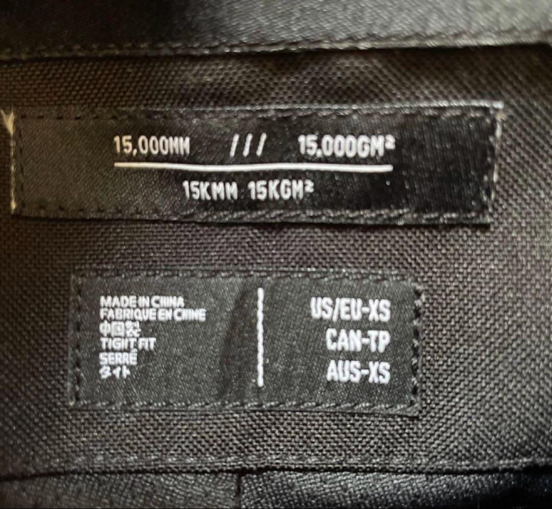 【美品】VOLCOM スノボ、スキーウェア　黒パンツ