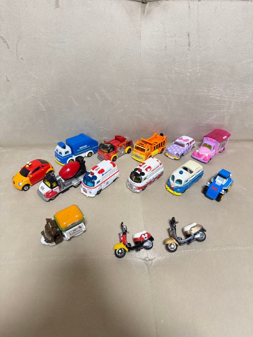 ディズニー トミカ　54台+POP 1体 +マイク 1体　まとめ　セット