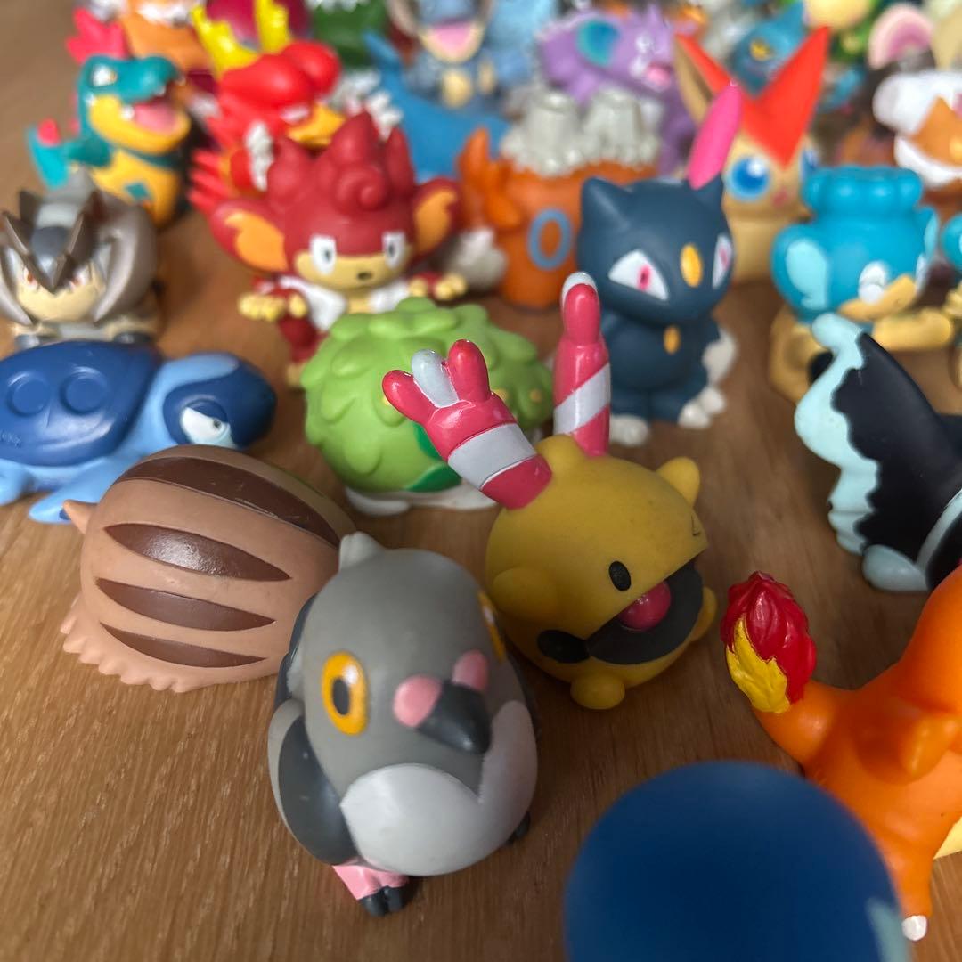 ポケットモンスター ポケモン フィギュア 指人形 まとめ売り 107個＋8個