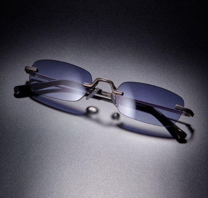 【公式販売・正規品・新品】呪術廻戦 五条悟モデル サングラス　プレミアムバンダイ