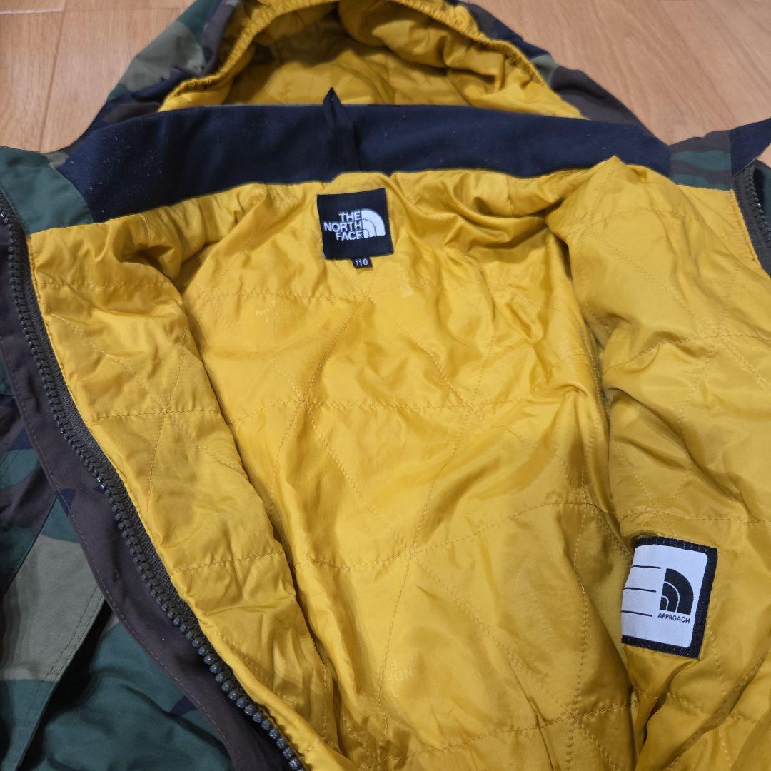 THE NORTH FACE 迷彩柄 子ども用スキーウェア